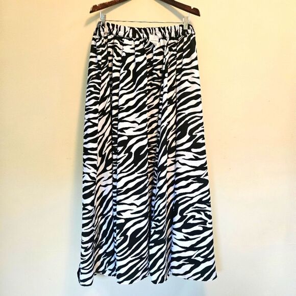 C Est. 1946 Dresses & Skirts - Zebra Print Full A-line Maxi Skirt Women's Sz 22/24